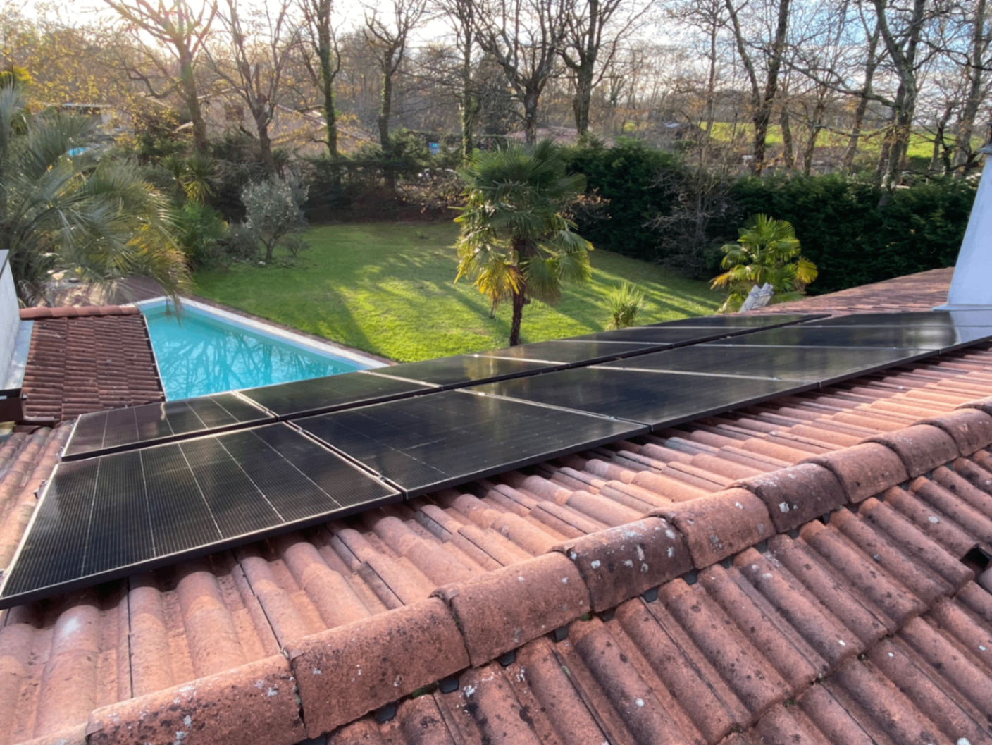 Installation solaire — vue extérieure